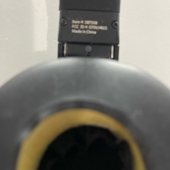 Sharper image wireless headphones - Picture 3 of 9